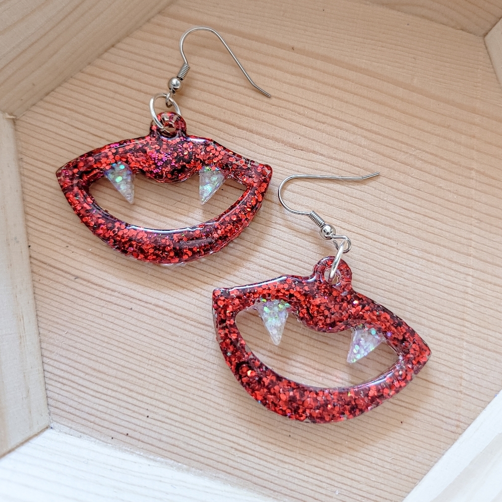 Resin Vampire Fangs Glitter Earrings - Picture 6 of 6